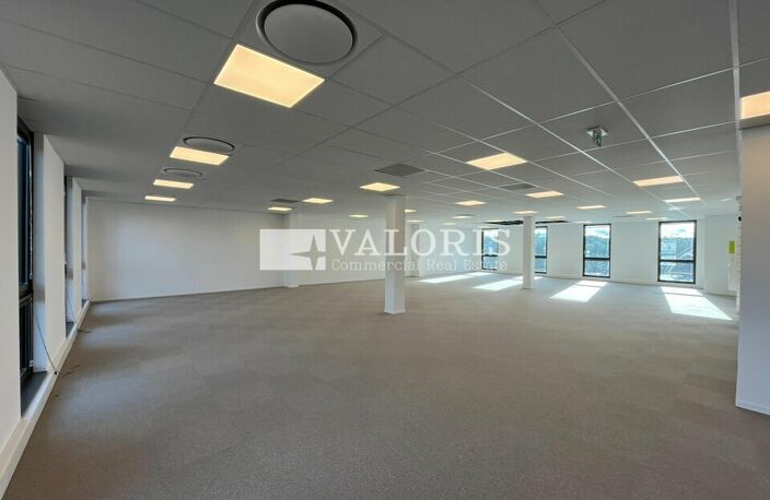 BUREAUX à LOUER — photo 5