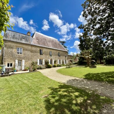 Maison 9 pièces 599000 €