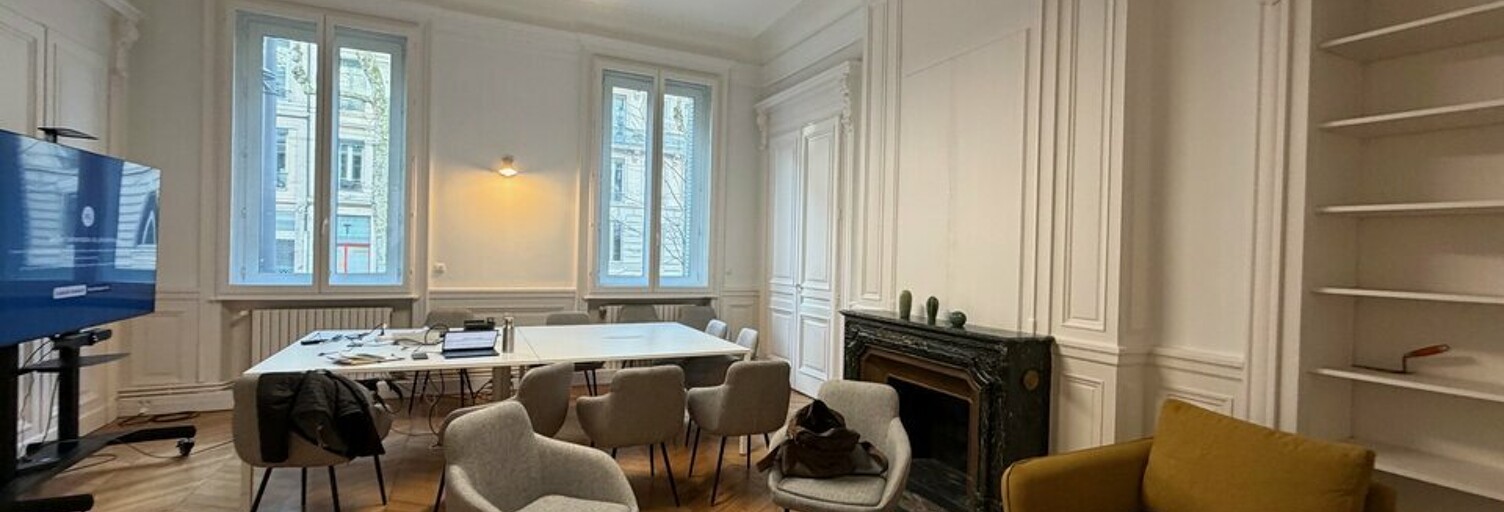 Bureau  225 m² à louer à Lyon 6 (69006)