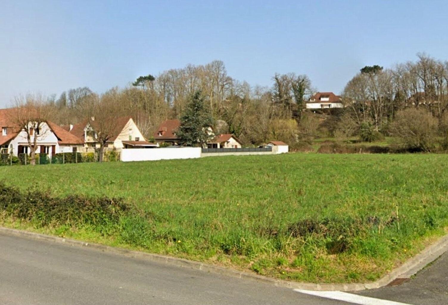 Terrain constructible  - Lescar - 520 m² — photo 1
