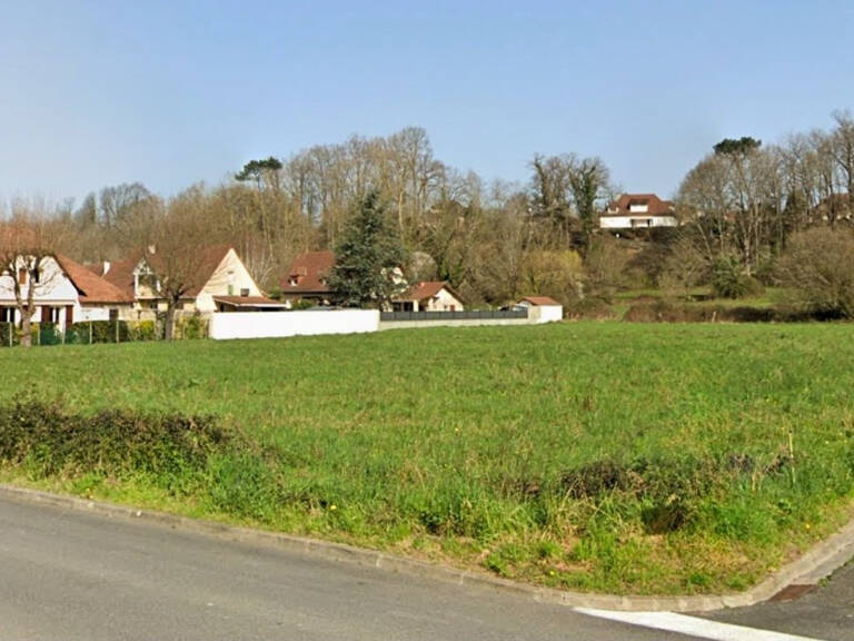 Terrain constructible  - Lescar - 520 m² — photo 1