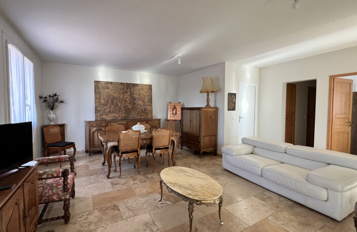 Maison de plain-pied rénovée sur terrain de 1 000 m2 — photo 2