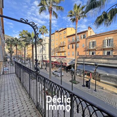 Bureau 3 pièces 230000 €