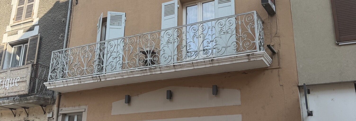 Immeuble  135 m² à vendre à Vinay (38470)