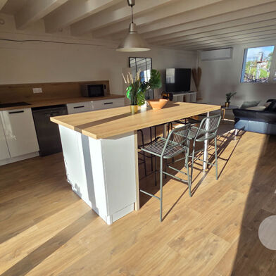 Appartement 6 pièces 245000 €