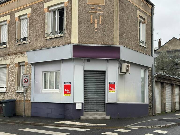 à LOUER — photo 1