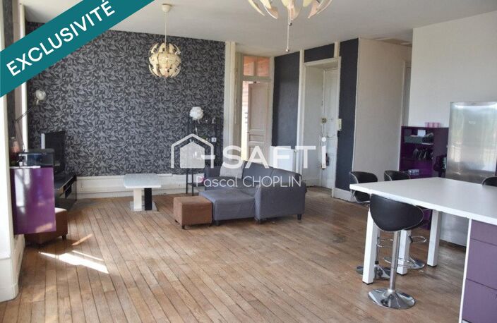 Appartement traversant avec cachet à proximité de toutes les commodités. — photo 4