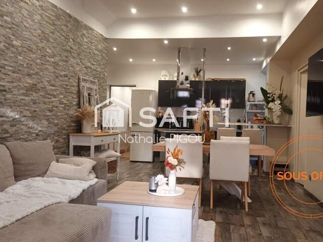 Appartement avec cour individuelle — photo du bien
