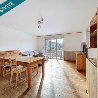 Appartement 4 pièces 275000 €