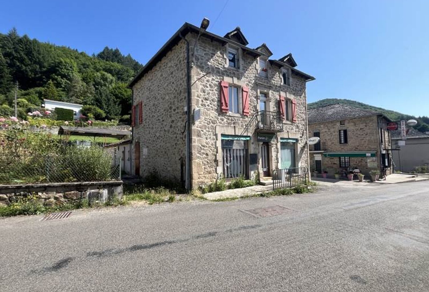 Maison de bourg de 5 pièces principales — photo 1