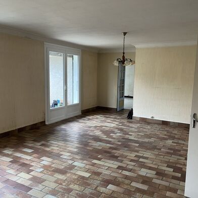 Maison 5 pièces 176714 €