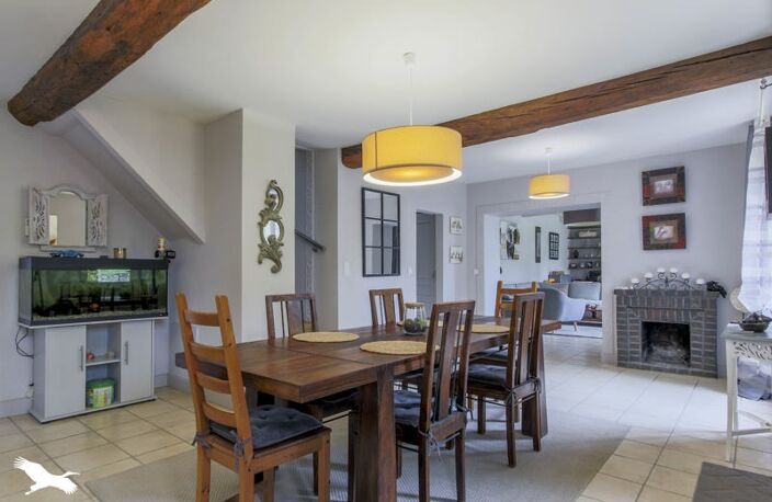 Maison en pierre de 7 pièces principales — photo 2