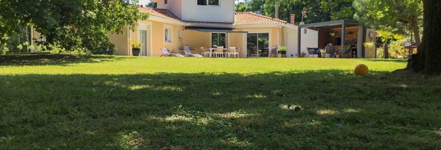 Maison 6 Pièces 154 m² à vendre à Sadirac (33670)