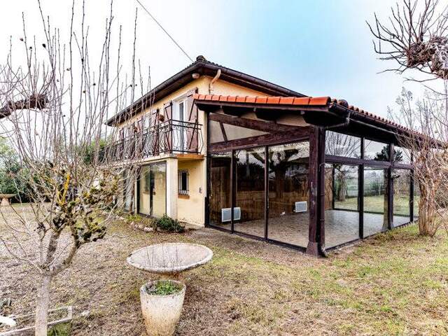 Pavillon de 5 pièces principales — photo du bien