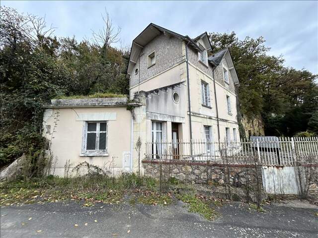 Maison en pierre de 5 pièces principales — photo du bien