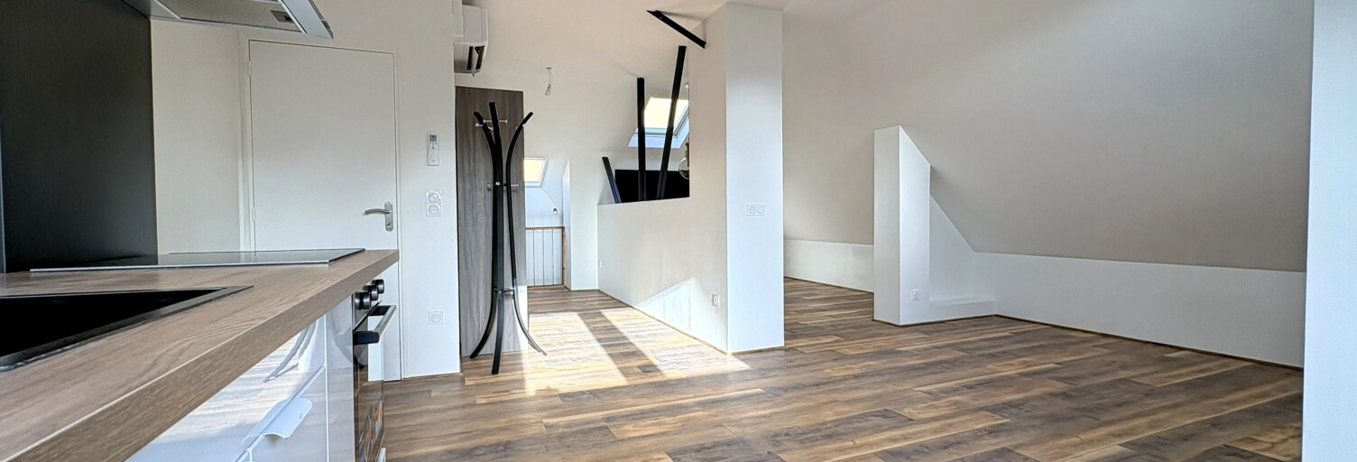 Immeuble  140 m² à vendre à Laval (53000)