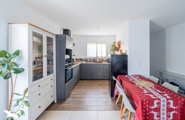 Contemporaine de 4 pièces principales — photo 4