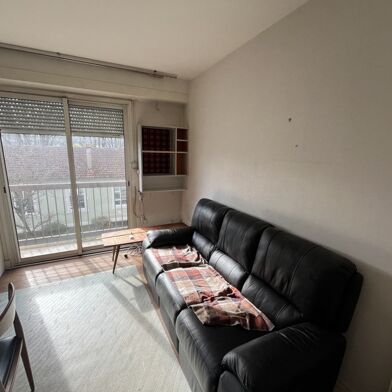 Appartement 4 pièces 140448 €