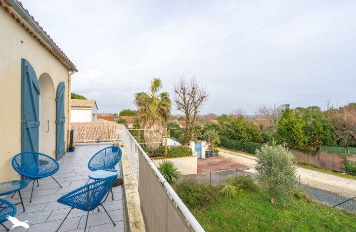 Vente appartement 4 pièces 101 m² Meschers-sur-Gironde (17132) — photo 3