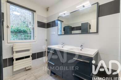 Appartement 4 pièces 210000 €