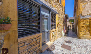 Maison 6 Pièces 200 m² à vendre à Val d'Oingt (69620)