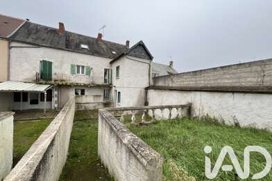 Maison 10 pièces 107000 €