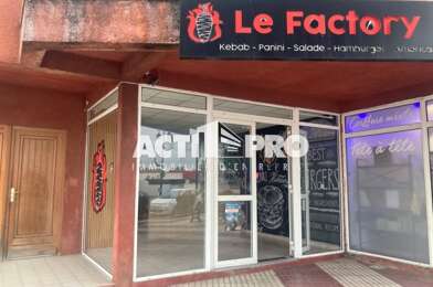 Commerce  900 €