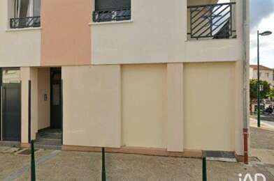 Commerce  397100 €