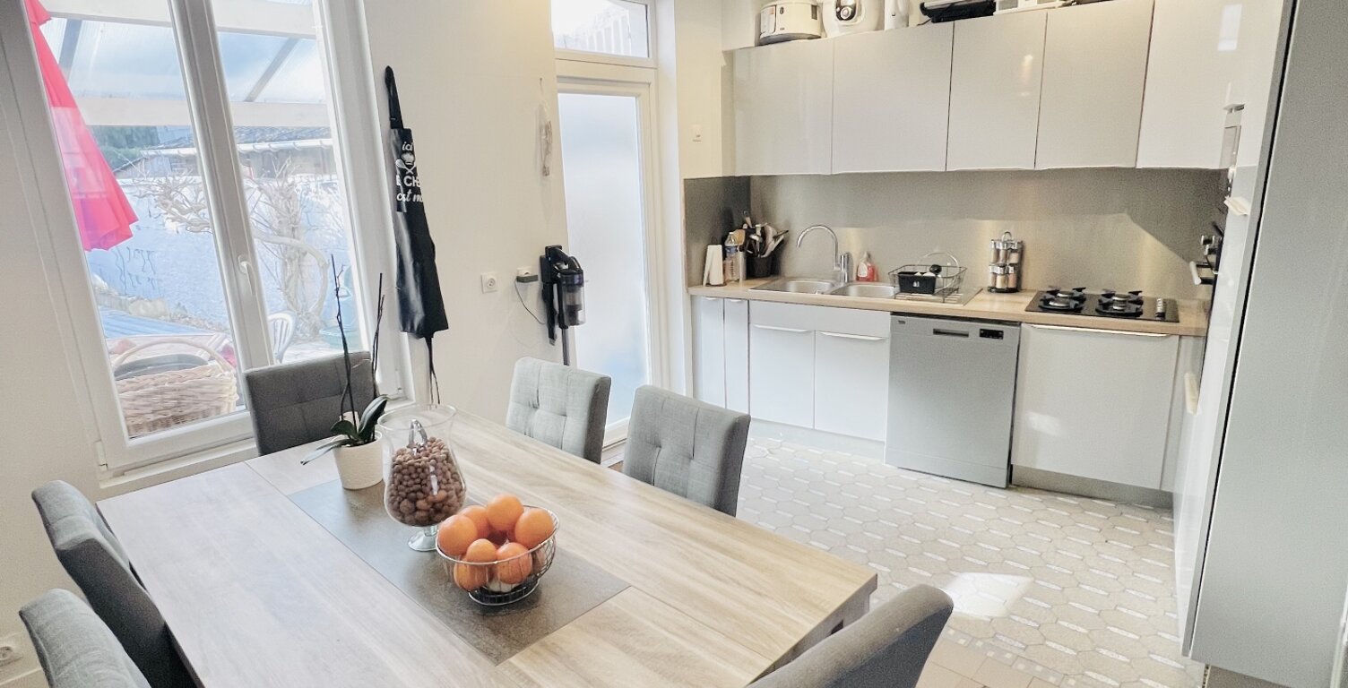 Vente Maison de ville 6 pièces — photo 1