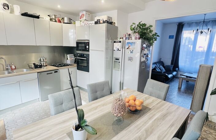 Vente Maison de ville 6 pièces — photo 2