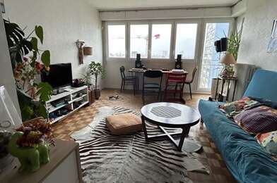 Appartement 3 pièces 220500 €