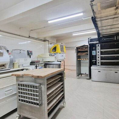 Commerce  199000 €