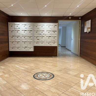 Appartement 1 pièces 734 €