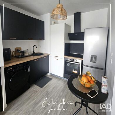 Appartement 2 pièces 725 €