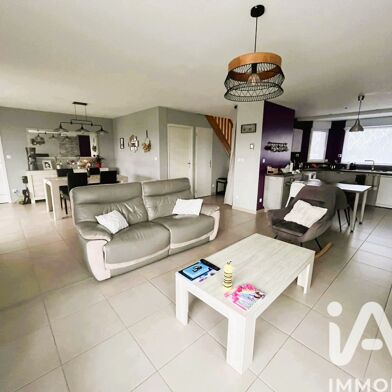 Maison 6 pièces 325000 €