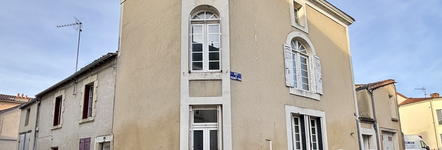 Maison 5 Pièces 139 m² à vendre à Thouars (79100)