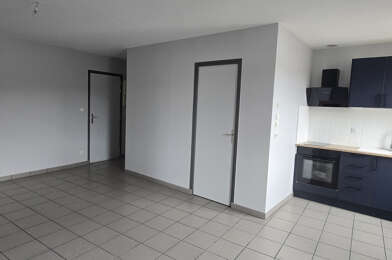 Appartement 3 pièces 750 €
