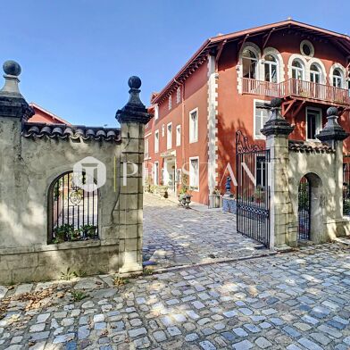 Maison 22 pièces 2467000 €