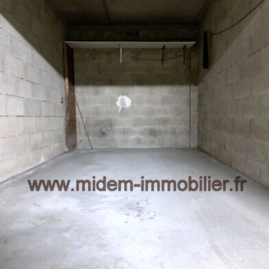 Garage  20800 €