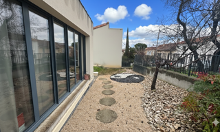 Commerce  46 m² à louer à Gréasque (13850)