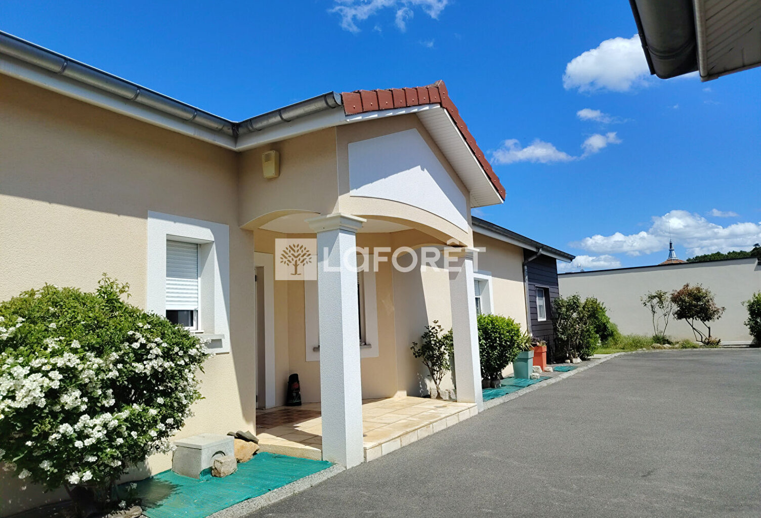 Maison Bonson plain-pied, 4 chambres — photo 1