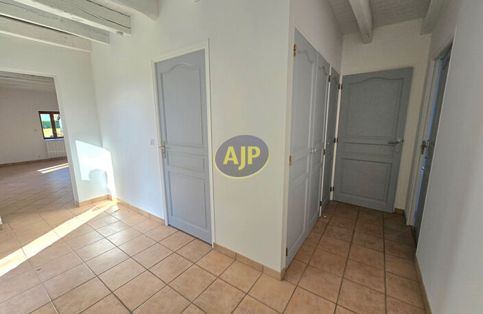 Conquereuil ; Maison 3 chs poss 4 — photo 5