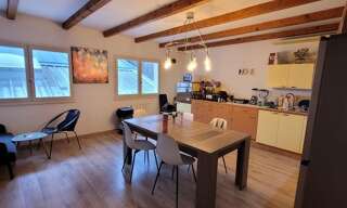 property.type.service   m² à vendre à Saint-Genis-Pouilly (01630)