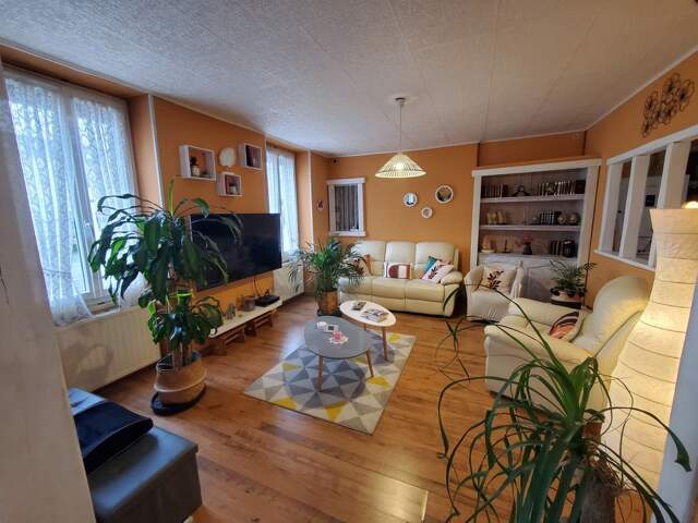 Vierzon Village - Maison de ville avec commodité de plain-pied — photo du bien