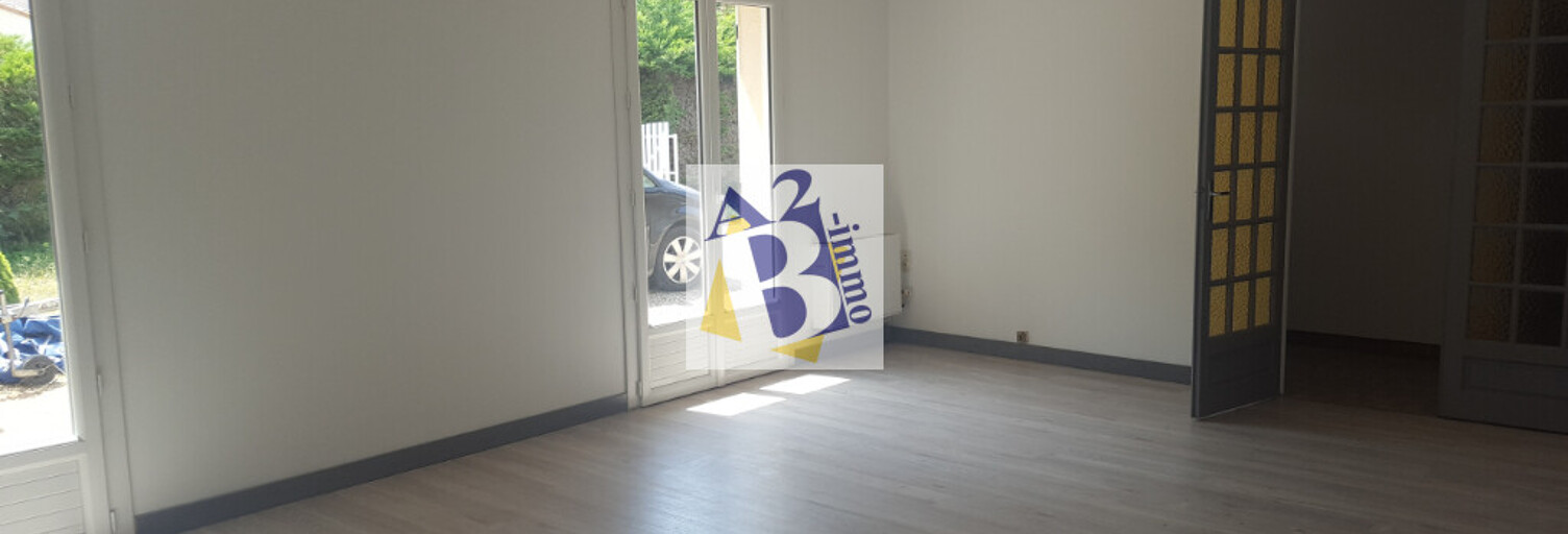 Maison 4 Pièces 97 m² à louer à Puymoyen (16400)