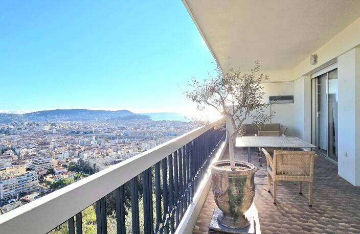 NICE - HAUT PARC IMPERIAL F3 85 m2, terrasse, piscine, parking, cave — photo 2