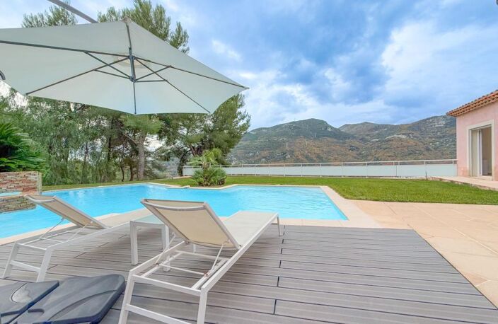 A moins de 30' de l'aéroport de Nice Magnifique Villa 4/5 Pièces 174 m² habitable + 80 m² de dépendances aménagées, piscine, gararage double, stationements — photo 2