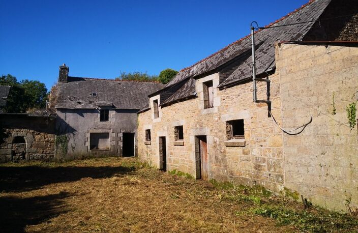 corps de ferme avec dependances sur 1679 m2 a renover entierement — photo 2