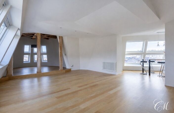 CHAMALIERES : APPARTEMENT D'EXCEPTION AVEC BEAUX VOLUMES ET VUE — photo 2