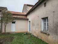 A vendre charmante maison de village située sur la commune Val-de-Comporte Saint Macoux 86400 — photo 2